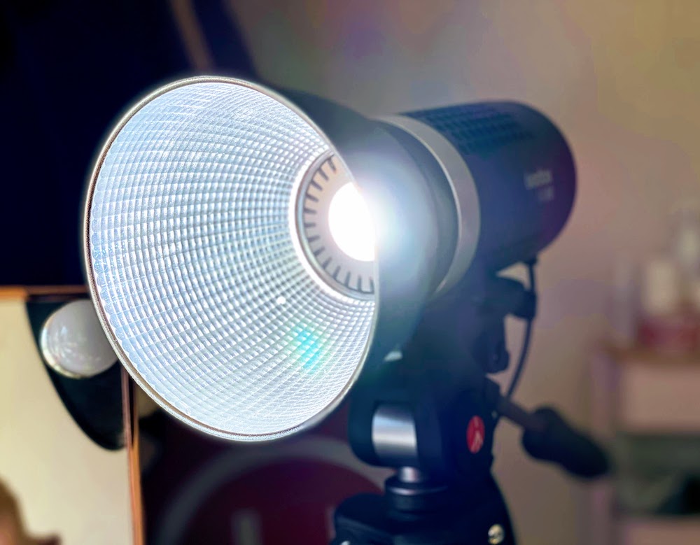 GODOX ML60（ゴドックス／小型大光量LEDライト）撮影用照明