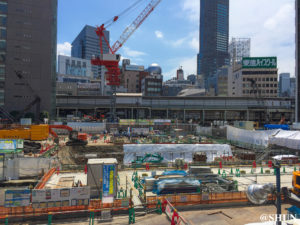 再開発工事中の渋谷駅前。東京都渋谷区渋谷3丁目21付近。2016年7月4日。撮影：SHUN