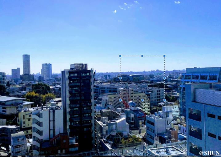 渋谷の光景写真にて、Macのプレビューで正方形にトリミング