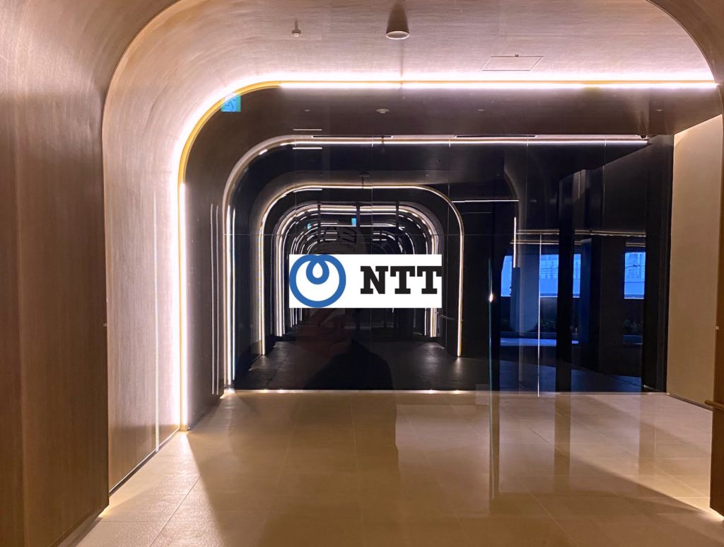 NTT